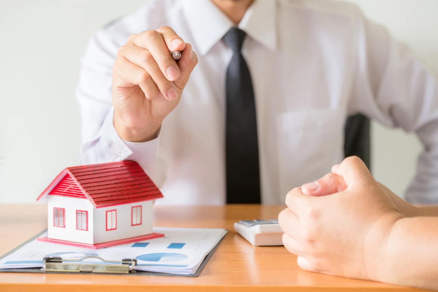 ¿Cómo conseguir la mejor hipoteca con un bróker hipotecario online?